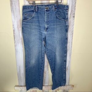 Wrangler Cotton Raw Hem Straight Jeans Waist 38x28